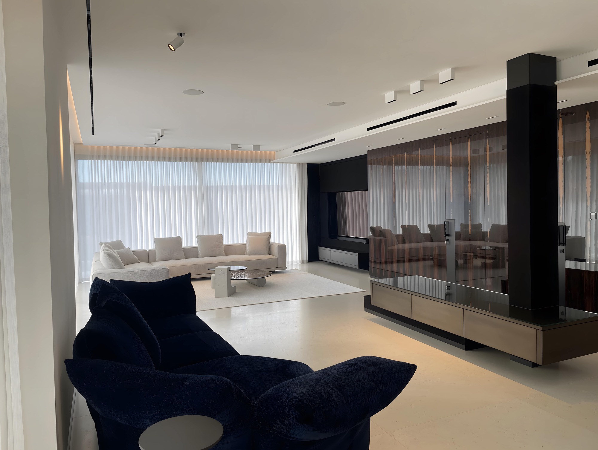 Infinity pool corner detail with clean ceramic edge