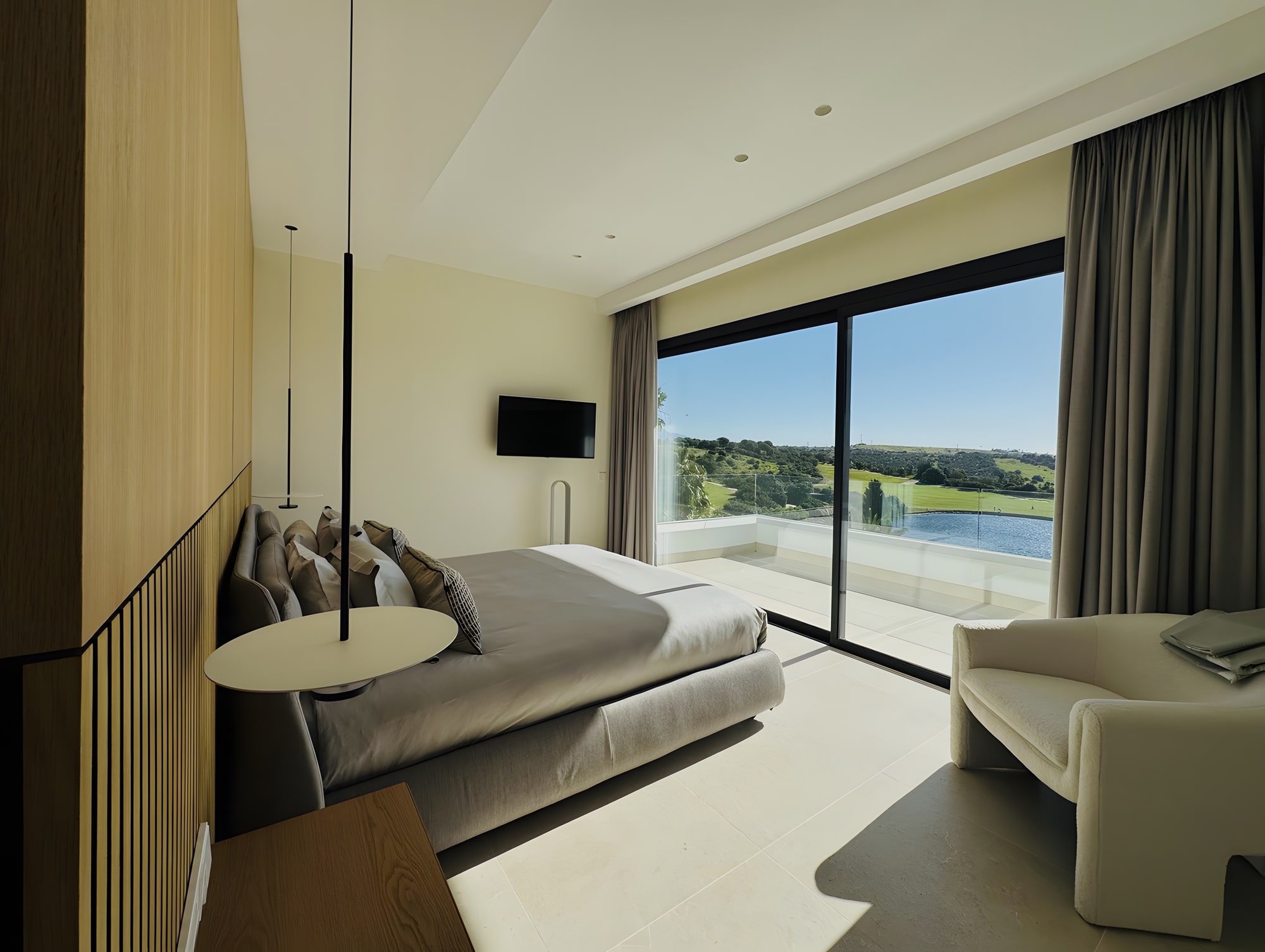 Side view showing upper balcony and private garden